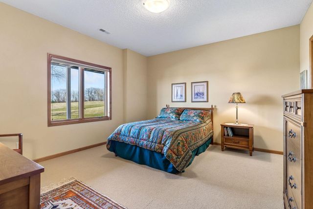 1809 Legacy Drive, Faribault, MN 55021