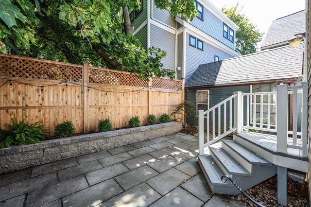282 Hanover Street, Portsmouth, NH 03801