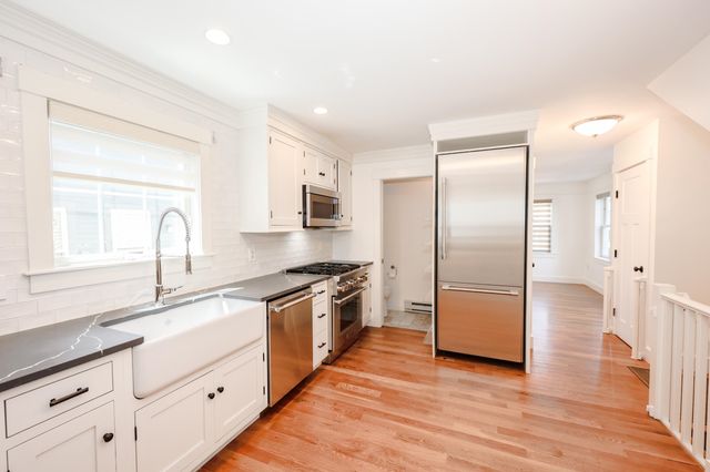 282 Hanover Street, Portsmouth, NH 03801