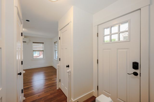 282 Hanover Street, Portsmouth, NH 03801