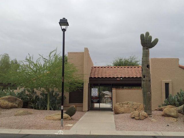 333 E Lilac Drive, Tempe, AZ 85288