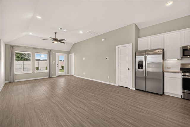 2003 Heather Ridge Way, Rosenberg, TX 77471