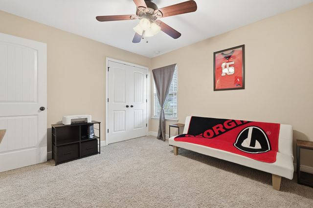 516 Grandridge Drive, Crestview, FL 32539