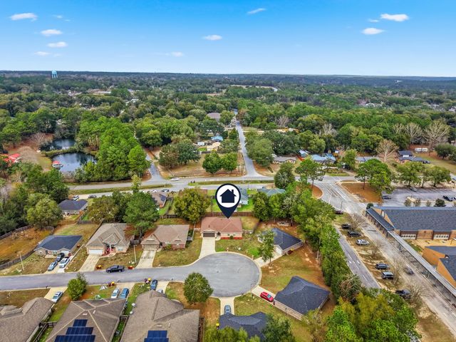 516 Grandridge Drive, Crestview, FL 32539