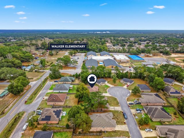 516 Grandridge Drive, Crestview, FL 32539