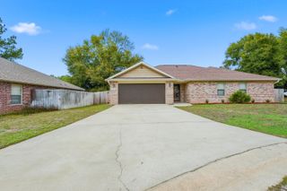 516 Grandridge Drive, Crestview, FL 32539