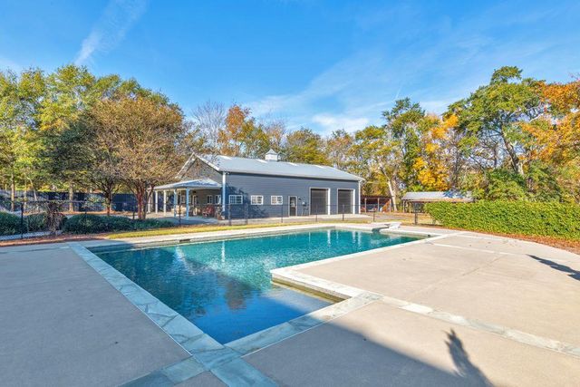 528 Old Alabama SE Road, Cartersville, GA 30120