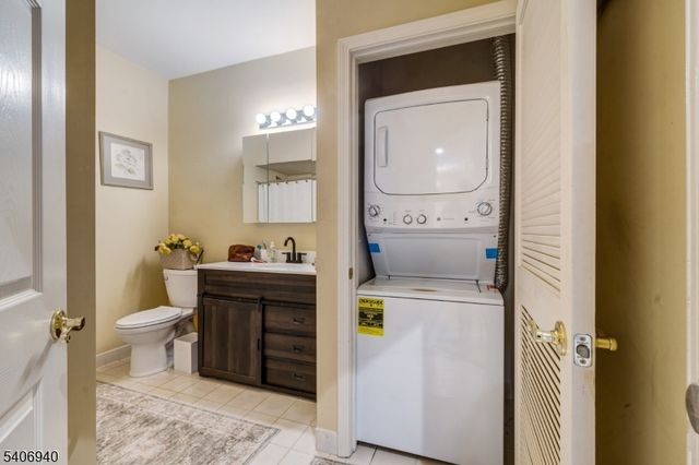 6411 Richmond Rd 411, West Milford Twp., NJ 07480