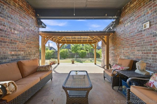 10353 E 125th Circle S, Bixby, OK 74008