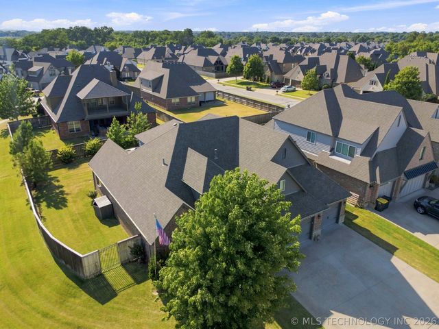 10353 E 125th Circle S, Bixby, OK 74008