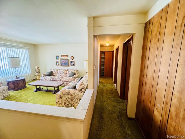 26032 Falmouth Drive, Warren, MI 48089