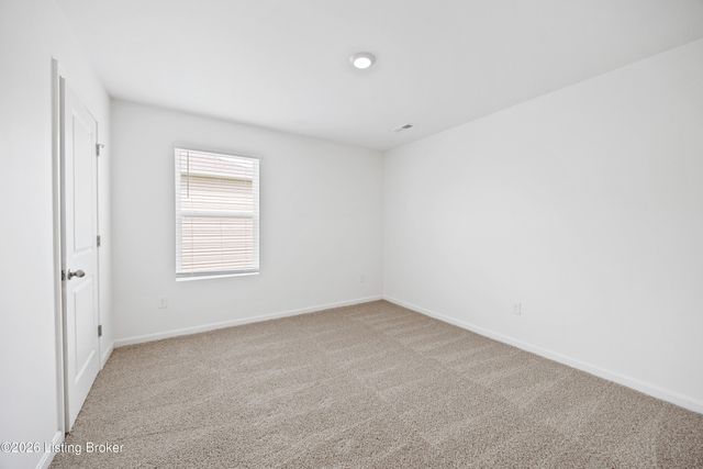 284 Zelcova Dr, Eminence, KY 40019