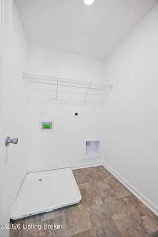 284 Zelcova Dr, Eminence, KY 40019