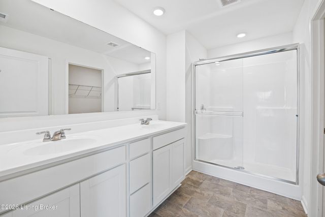 284 Zelcova Dr, Eminence, KY 40019