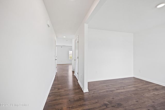 284 Zelcova Dr, Eminence, KY 40019