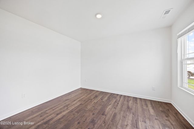 284 Zelcova Dr, Eminence, KY 40019