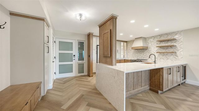 2089 GULF OF MEXICO DRIVE G1-104, Longboat Key, FL 34228