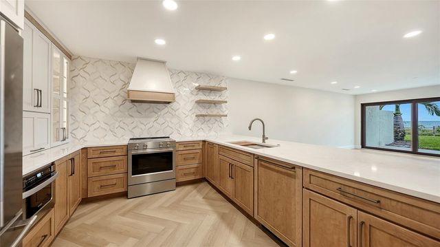 2089 GULF OF MEXICO DRIVE G1-104, Longboat Key, FL 34228