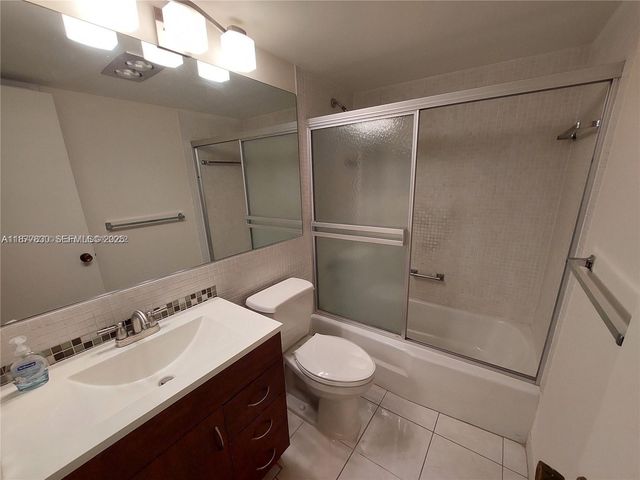 257 S Cypress Road 438, Pompano Beach, FL 33060