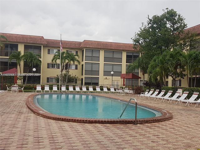 257 S Cypress Road 438, Pompano Beach, FL 33060