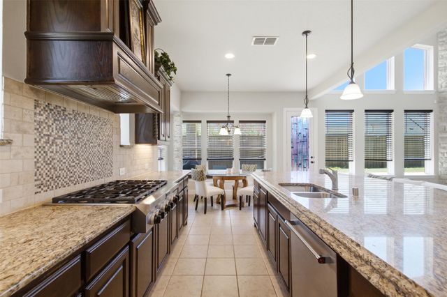 4806 Comstock Way, Mansfield, TX 76063