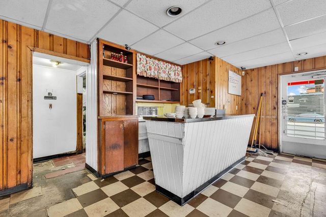 2924 E Main Street, Columbus, OH 43209