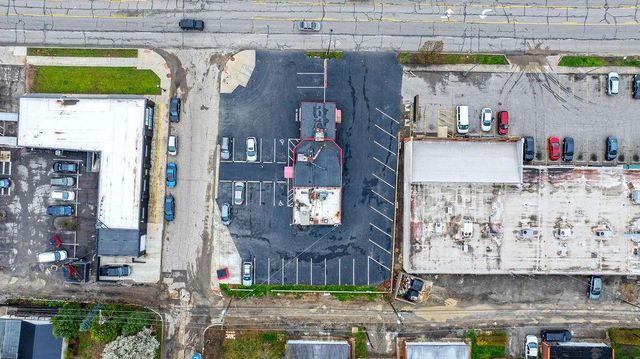 2924 E Main Street, Columbus, OH 43209