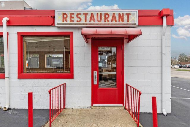 2924 E Main Street, Columbus, OH 43209