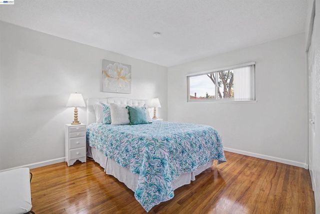 6364 Honeysuckle Dr, Newark, CA 94560