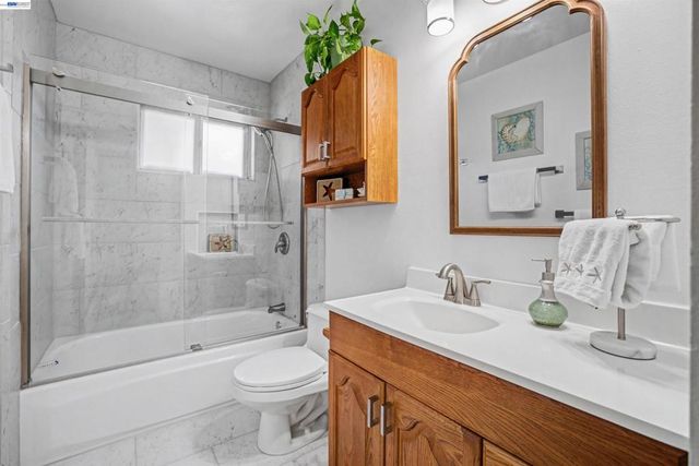 6364 Honeysuckle Dr, Newark, CA 94560