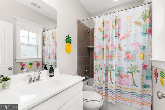 10528 WAR DANCER LN, Berlin, MD 21811