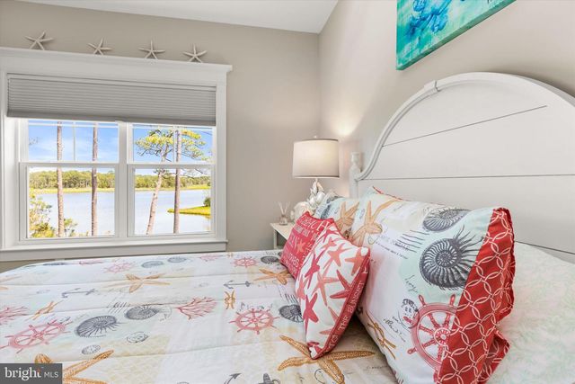 10528 WAR DANCER LN, Berlin, MD 21811