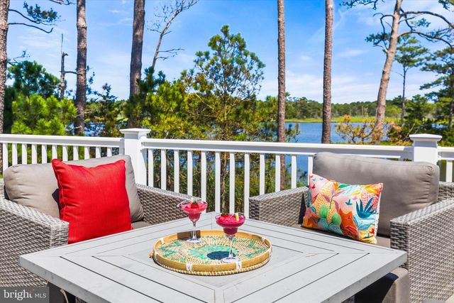 10528 WAR DANCER LN, Berlin, MD 21811