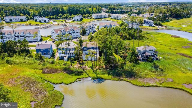 10528 WAR DANCER LN, Berlin, MD 21811