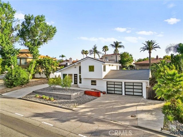 22473 Canyon Lake, Canyon Lake, CA 92587