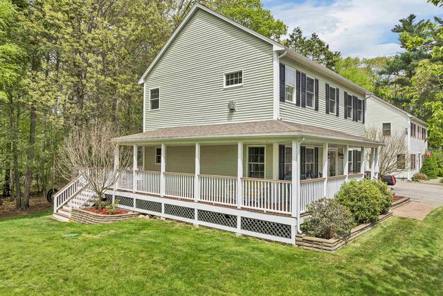 11 Summerwood Dr # B, Hampton, NH 03842