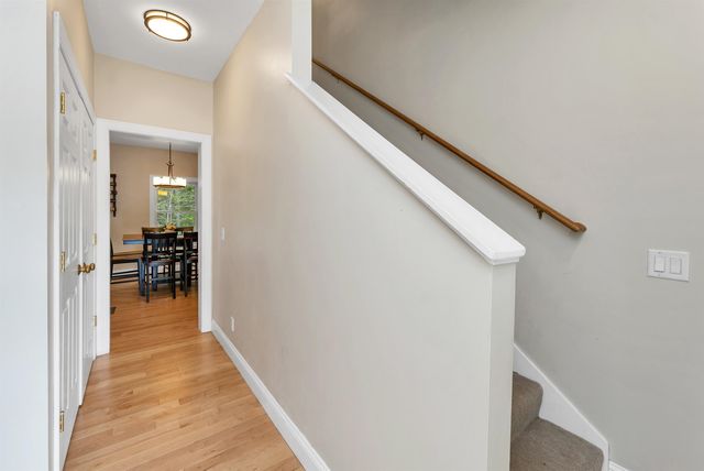 11 Summerwood Dr # B, Hampton, NH 03842