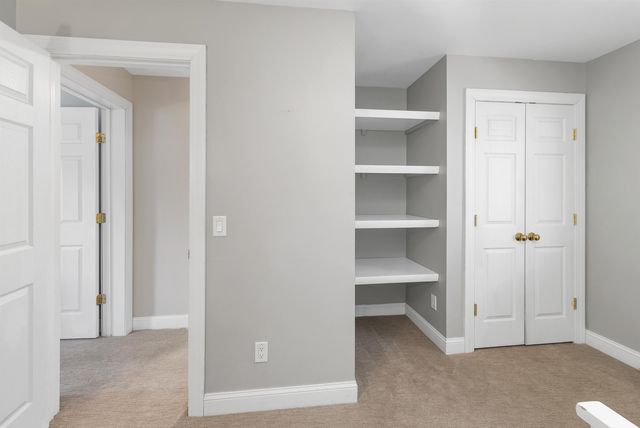 11 Summerwood Dr # B, Hampton, NH 03842