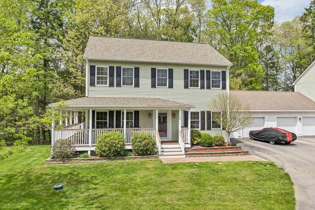 11 Summerwood Dr # B, Hampton, NH 03842