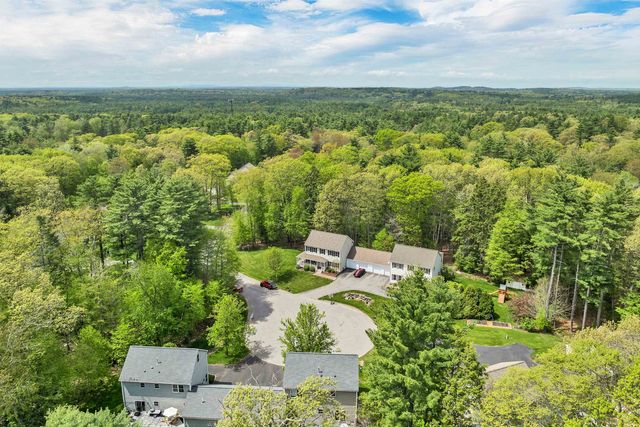 11 Summerwood Dr # B, Hampton, NH 03842