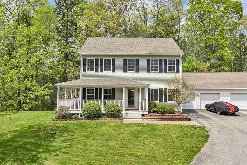 11 Summerwood Dr # B, Hampton, NH 03842