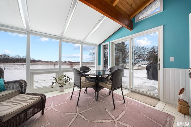 10 CHERRY Lane, Morton, IL 61550