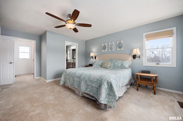 10 CHERRY Lane, Morton, IL 61550