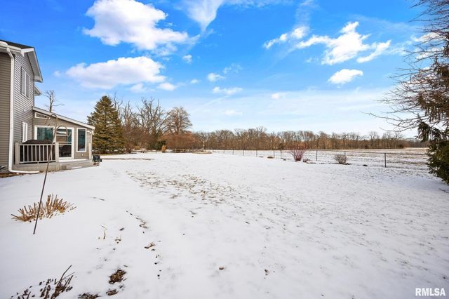 10 CHERRY Lane, Morton, IL 61550