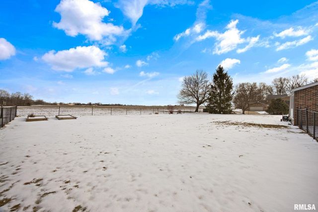 10 CHERRY Lane, Morton, IL 61550