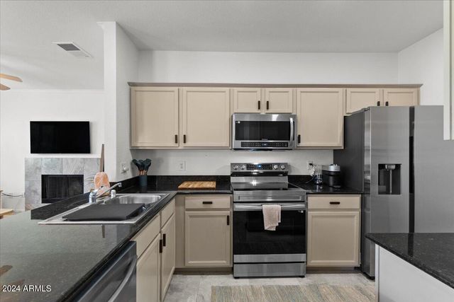 7009 E Acoma Drive Unit 2149, Scottsdale, AZ 85254