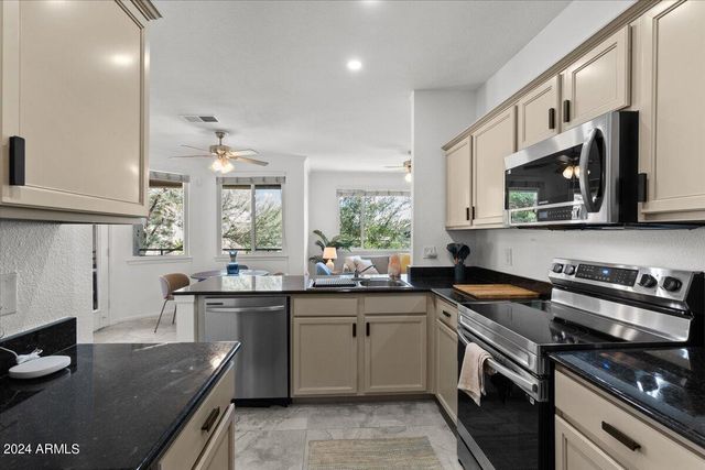 7009 E Acoma Drive Unit 2149, Scottsdale, AZ 85254