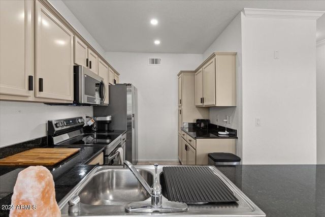 7009 E Acoma Drive Unit 2149, Scottsdale, AZ 85254