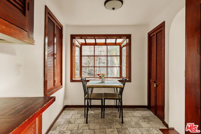 2002 N Las Palmas Avenue, Los Angeles, CA 90068