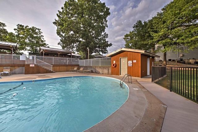321 Notch Lane 6, Branson West, MO 65737